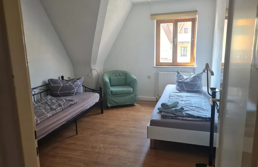 Ferienwohnungen Monteurzimmer zur Silbernen Kanne-1