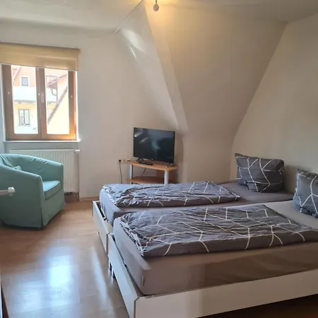 Ferienwohnungen Monteurzimmer zur Silbernen Kanne-2